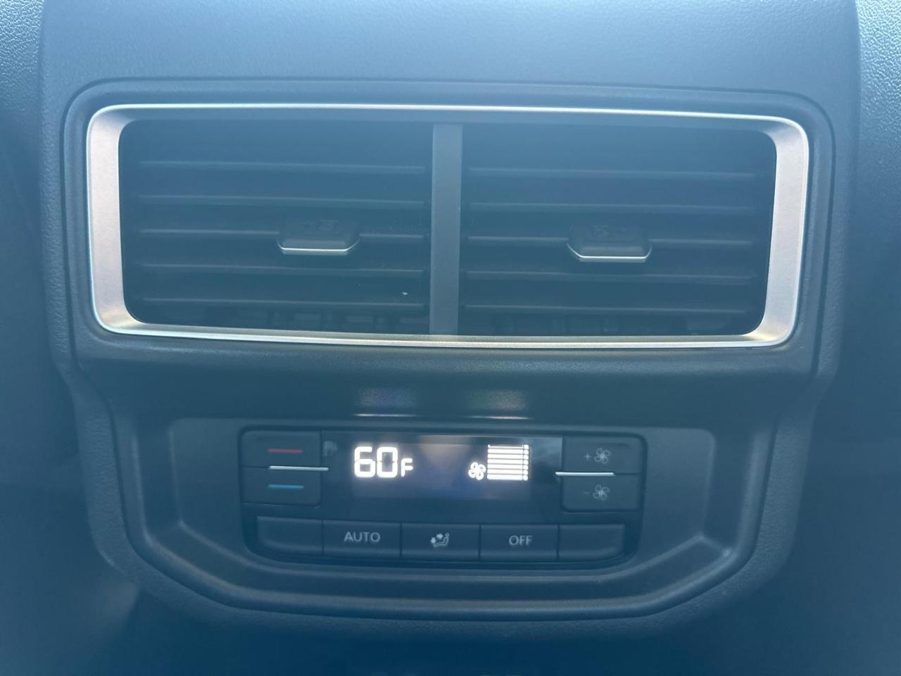 Volkswagen Atlas SE w/Technology 2025