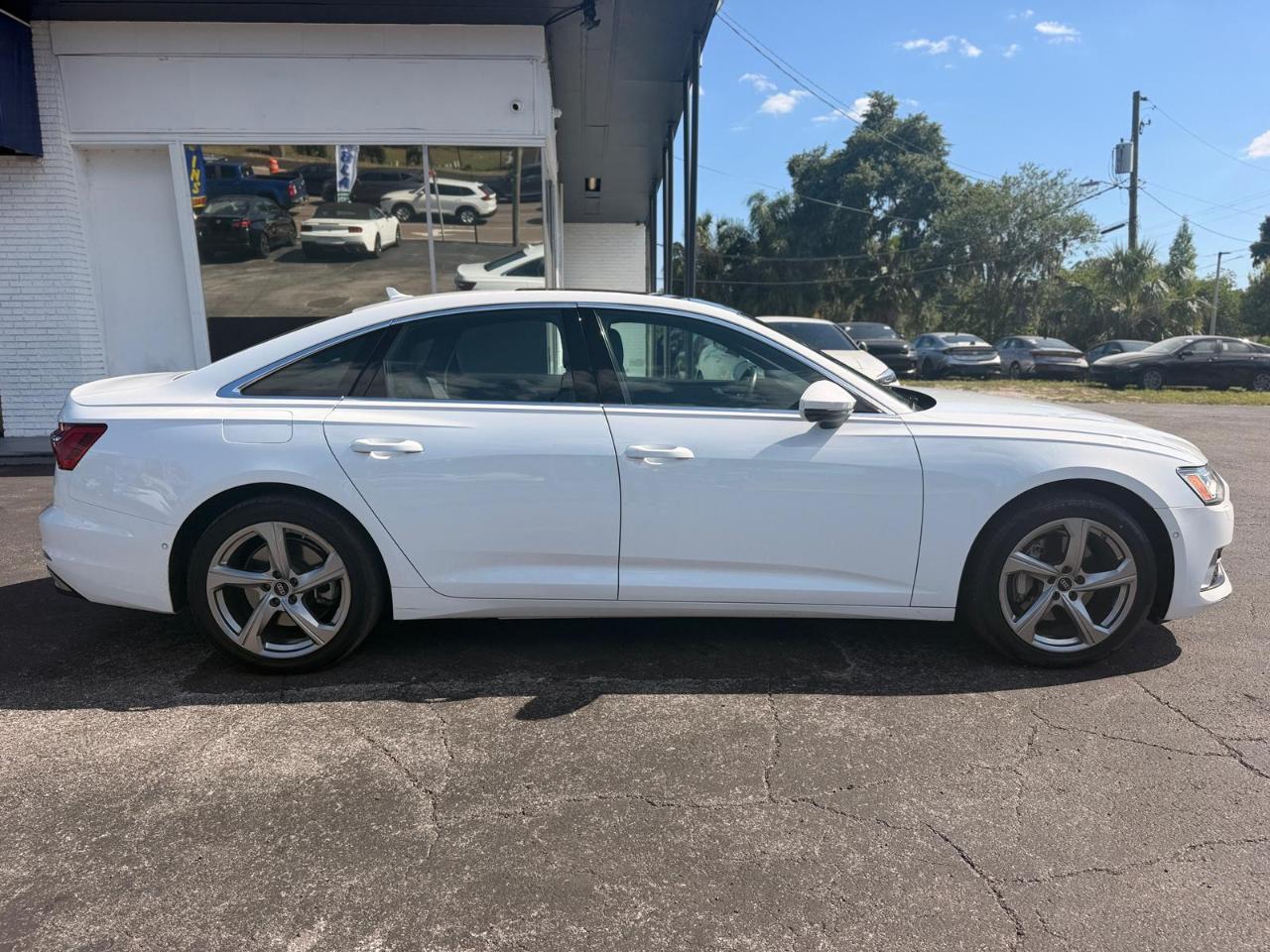 Audi A6 Premium Plus 45 TFSI quattro 2024