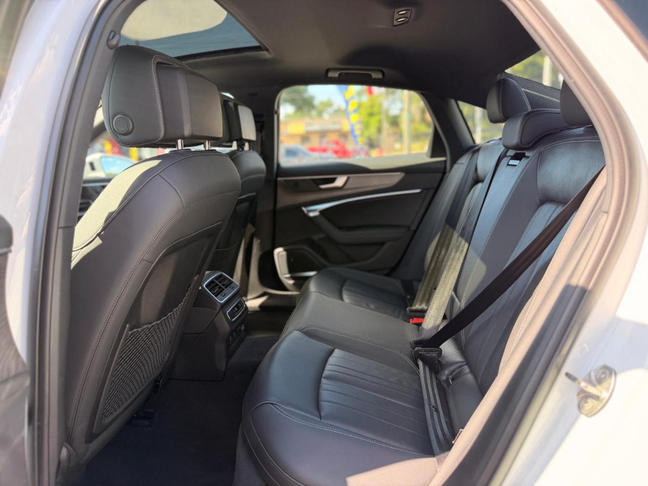 Audi A6 Premium Plus 45 TFSI quattro 2024