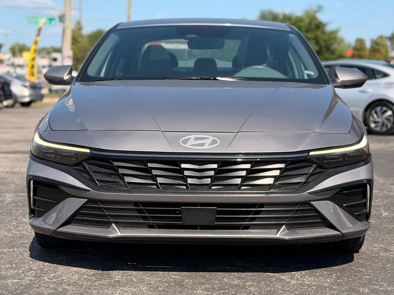 Hyundai Elantra SEL Convenience 2025