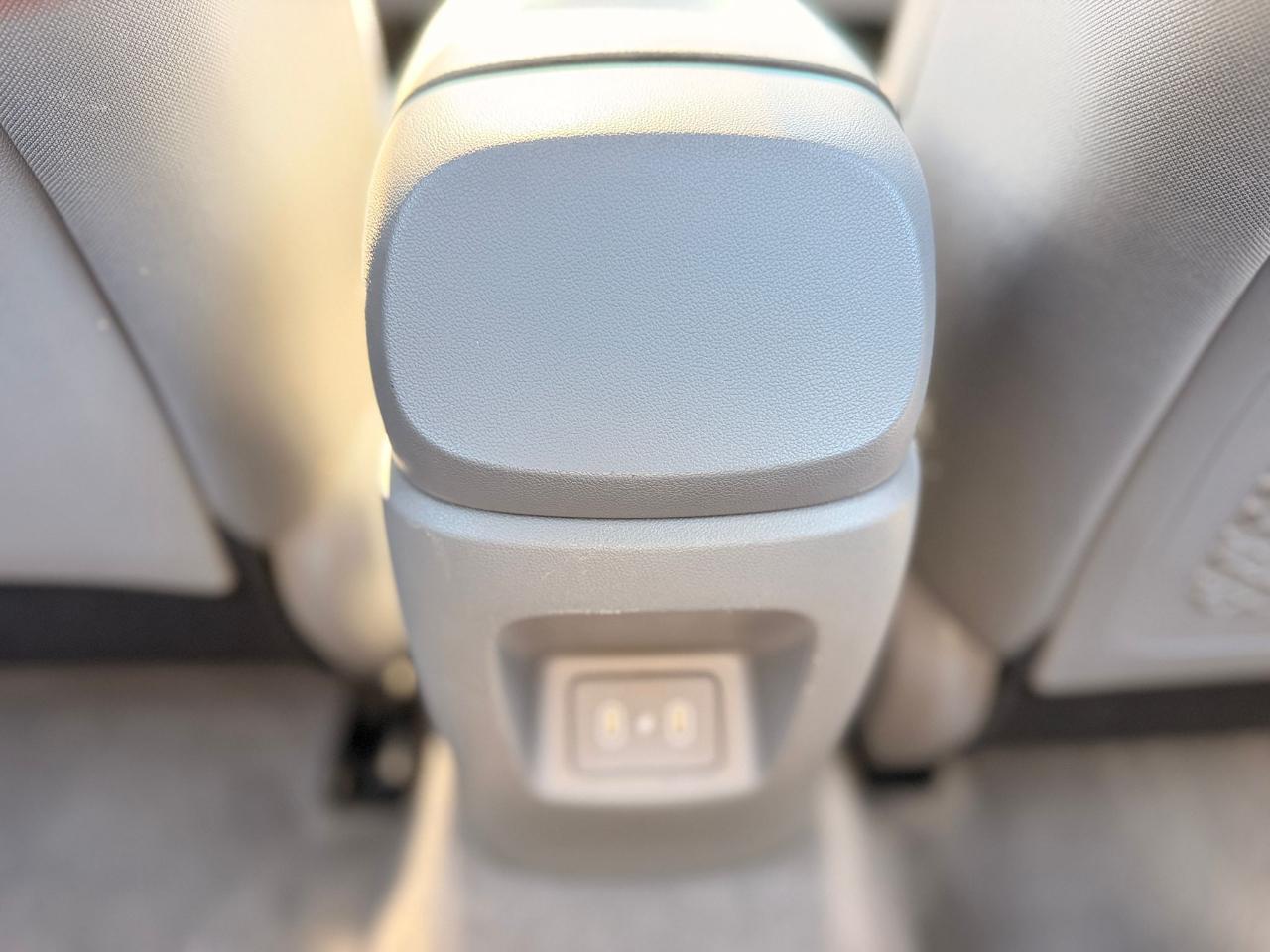 Hyundai Elantra SEL Convenience 2025