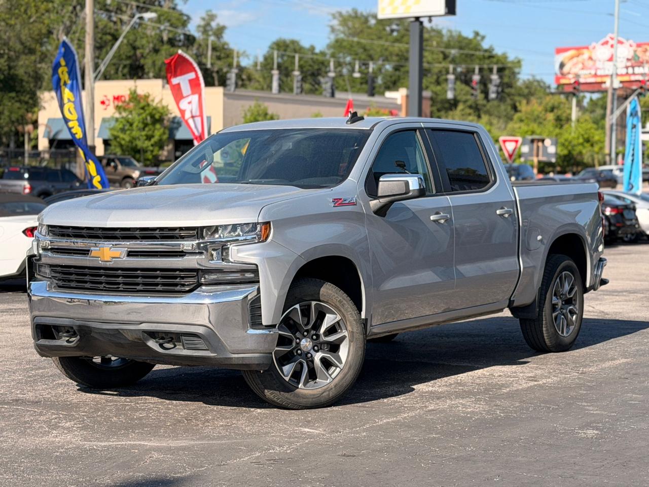 2021 Chevrolet Silverado 1500 LT Crew Cab 4WD