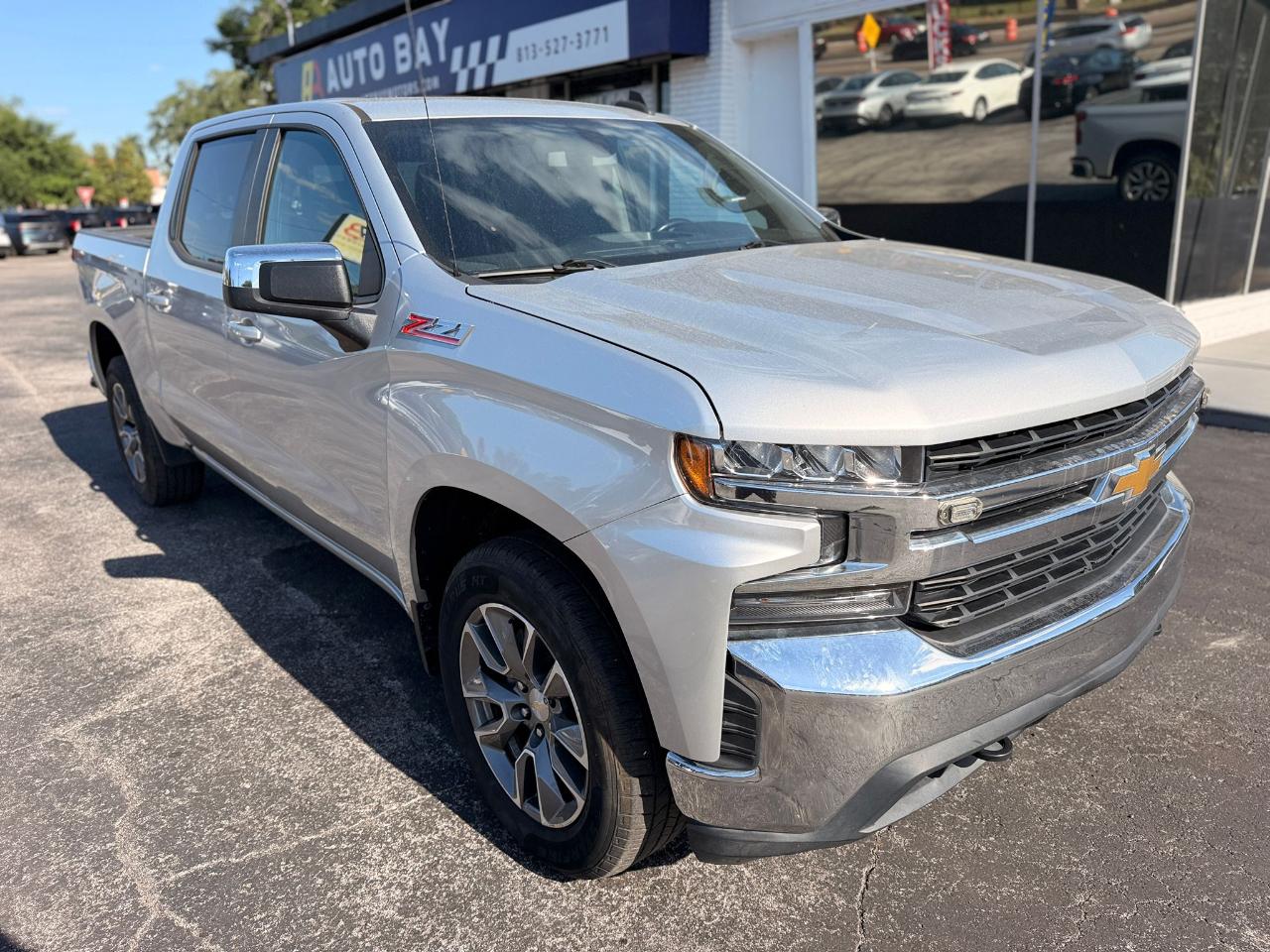 Chevrolet Silverado 1500 LT Crew Cab 4WD 2021
