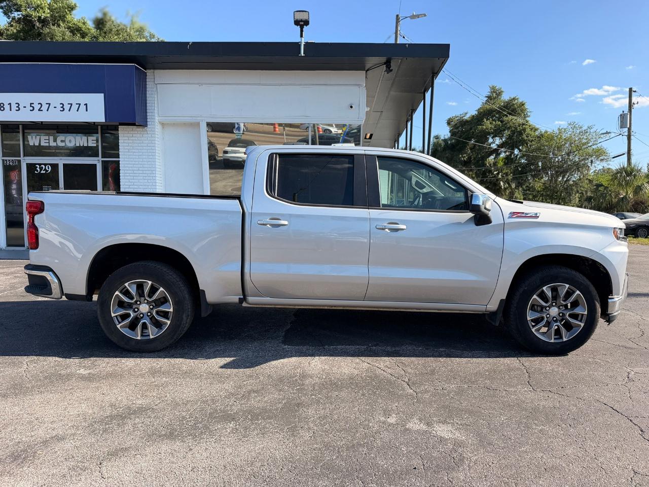 Chevrolet Silverado 1500 LT Crew Cab 4WD 2021