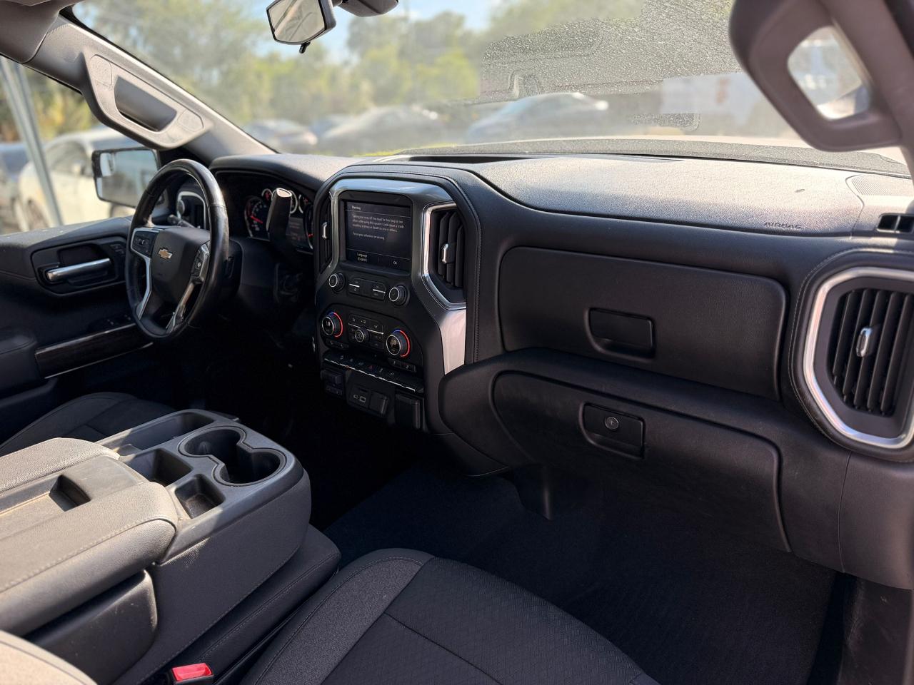 Chevrolet Silverado 1500 LT Crew Cab 4WD 2021