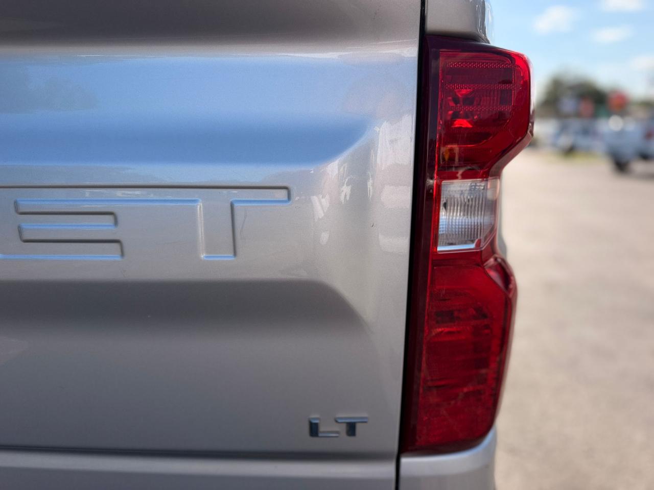 Chevrolet Silverado 1500 LT Crew Cab 4WD 2021