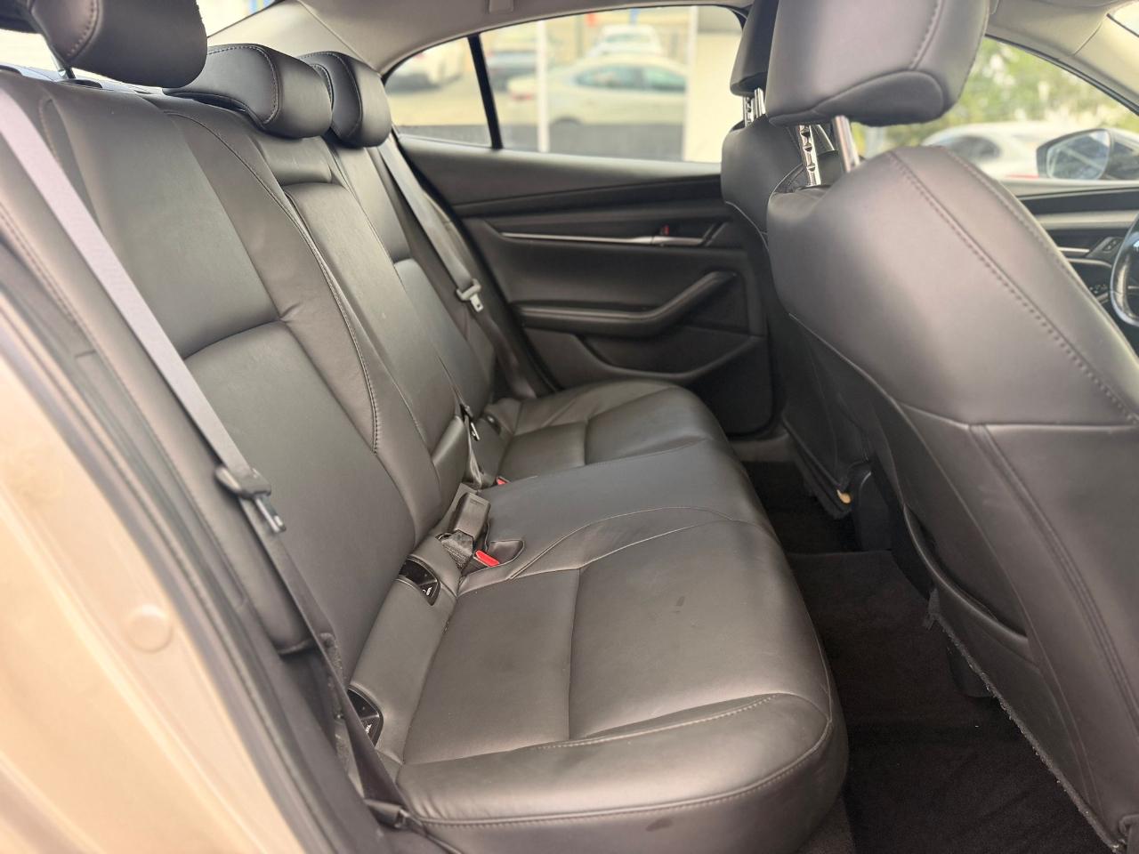 Mazda MAZDA3 2.5 S Select Sport 2024