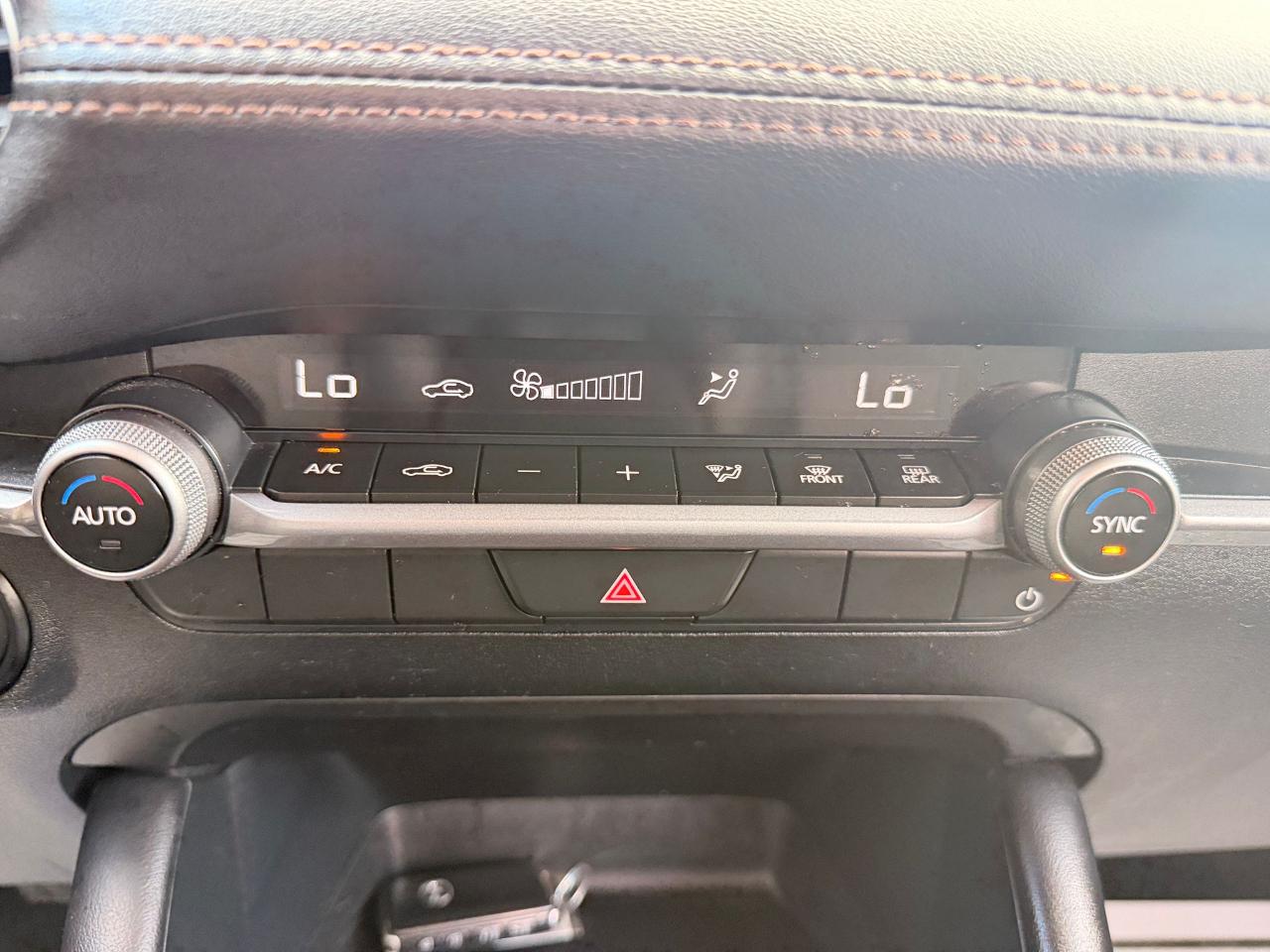 Mazda MAZDA3 2.5 S Select Sport 2024