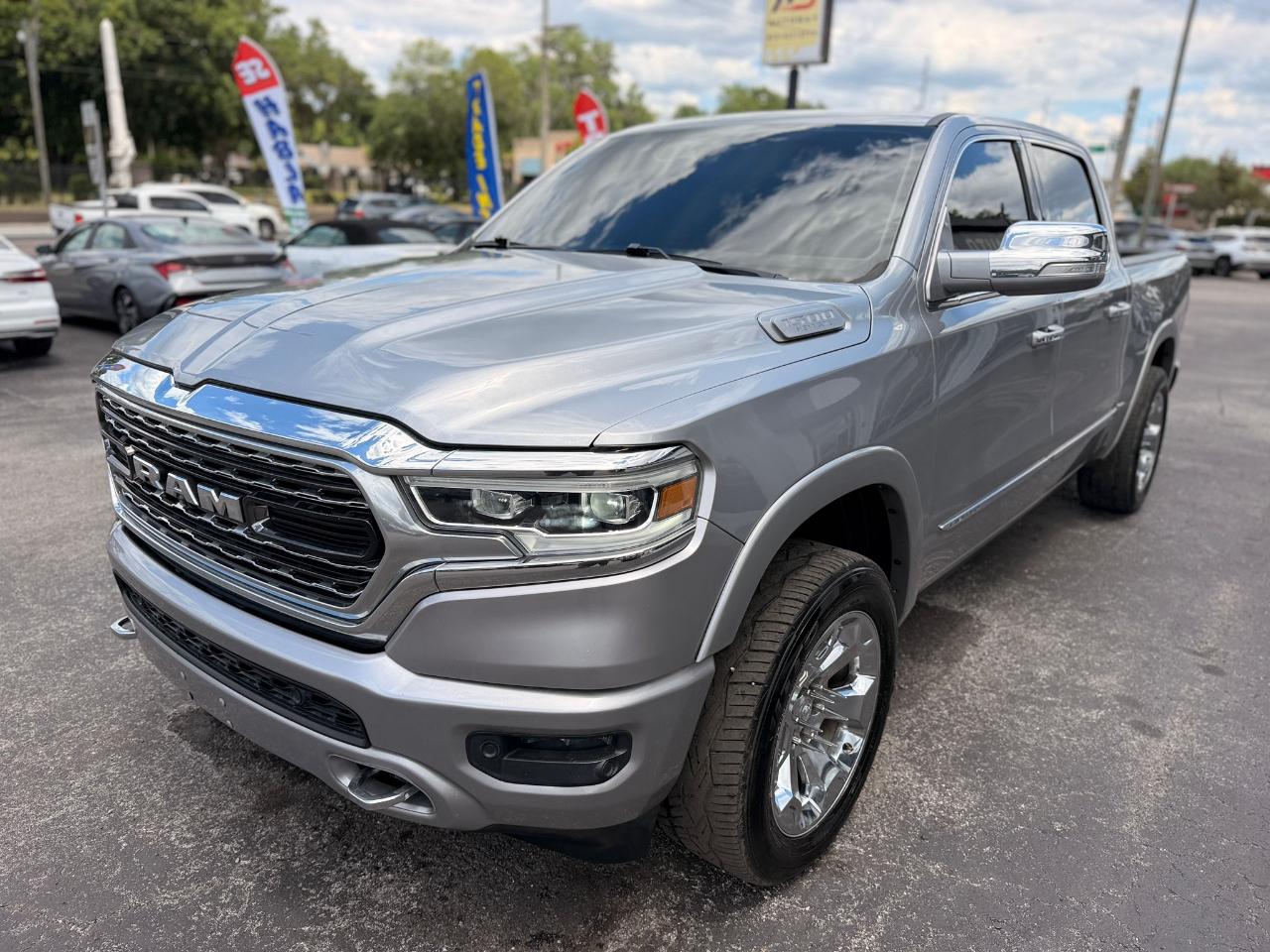 RAM 1500 Limited Crew Cab SWB 4WD 2019