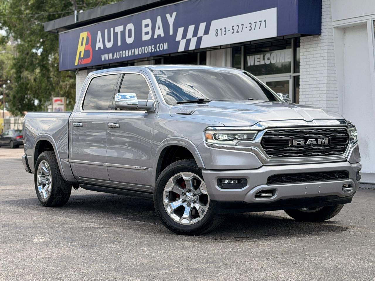 RAM 1500 Limited Crew Cab SWB 4WD 2019
