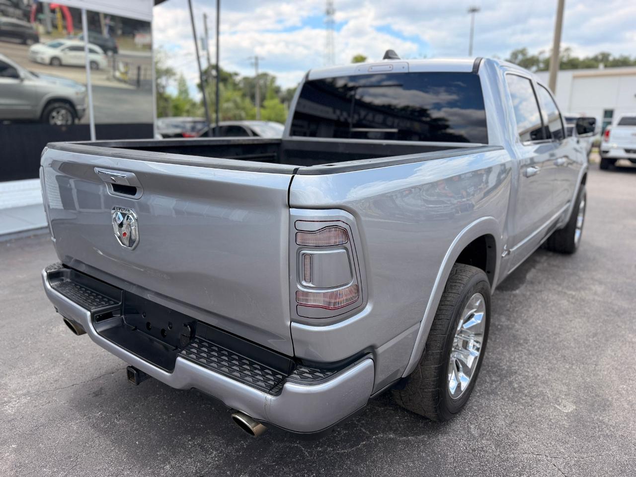 RAM 1500 Limited Crew Cab SWB 4WD 2019