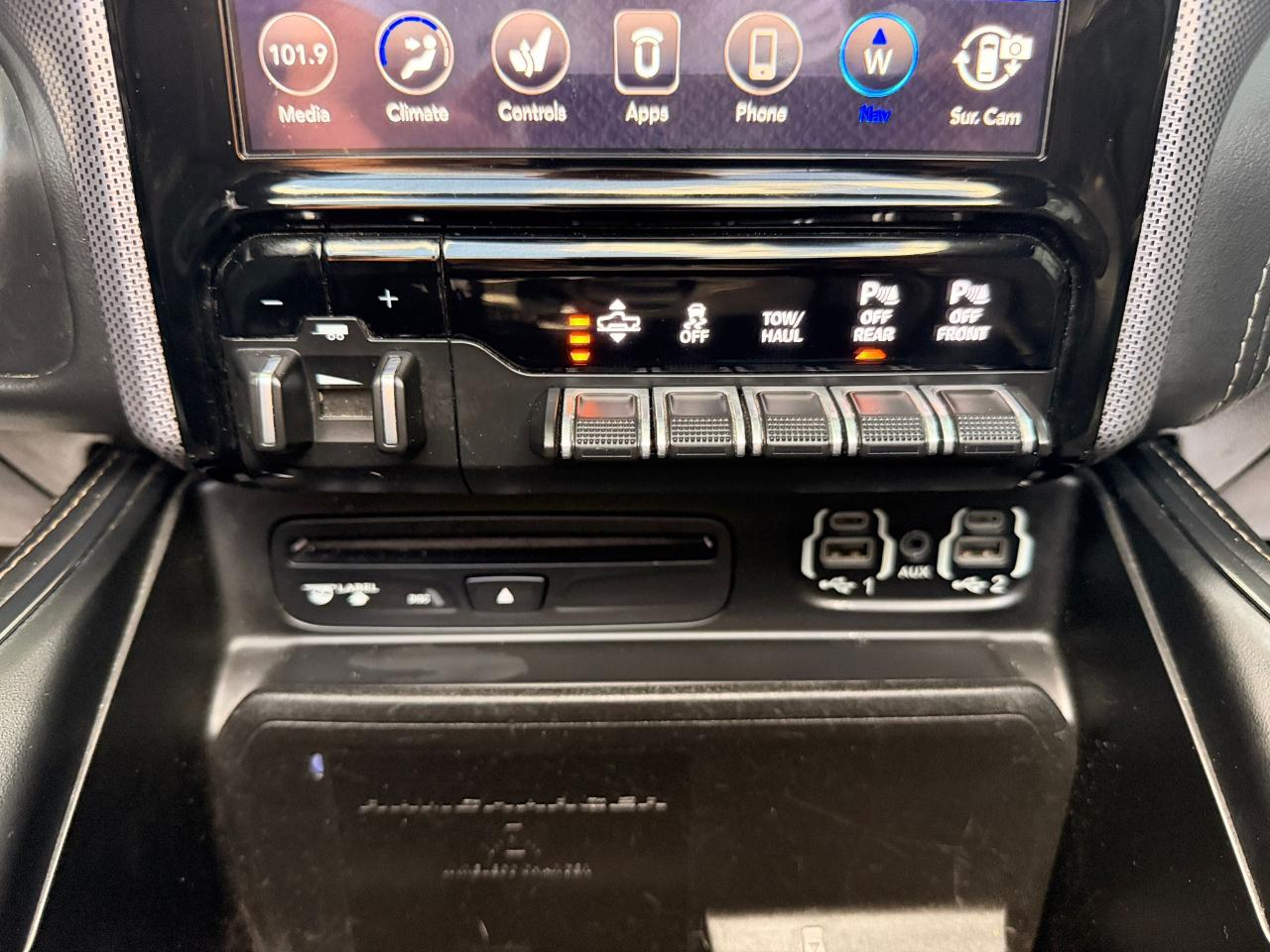 RAM 1500 Limited Crew Cab SWB 4WD 2019