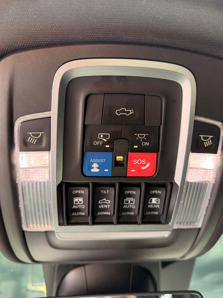 RAM 1500 Limited Crew Cab SWB 4WD 2019