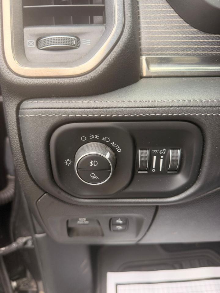 RAM 1500 Limited Crew Cab SWB 4WD 2019