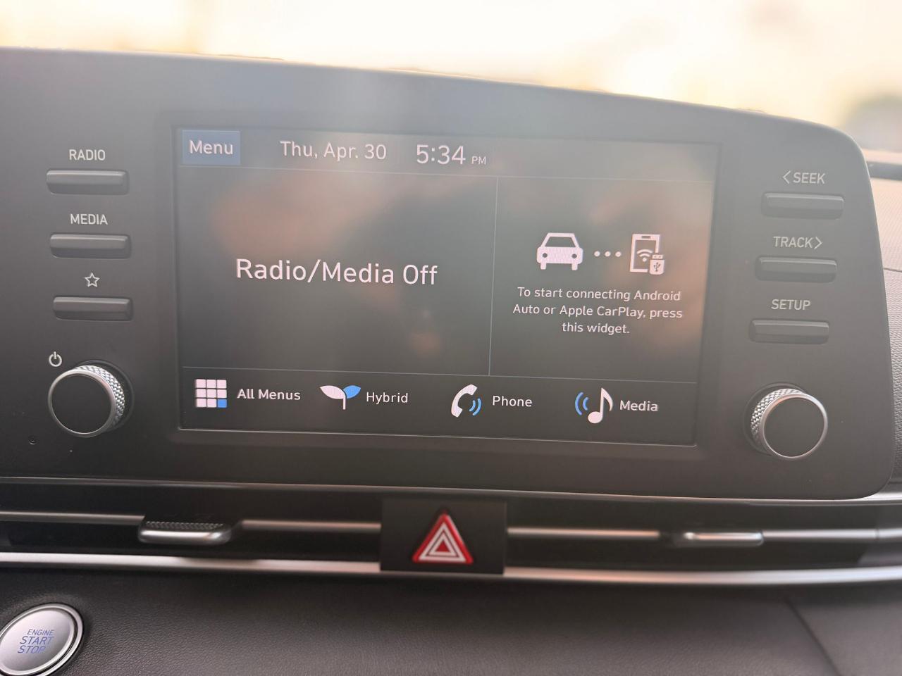 Hyundai Elantra Hybrid Blue 2025
