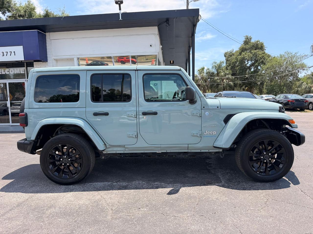 Jeep Wrangler 4xe Sahara 2024