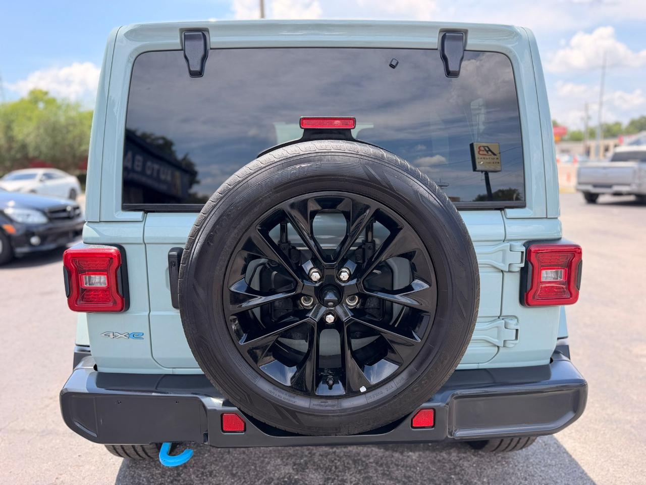 Jeep Wrangler 4xe Sahara 2024