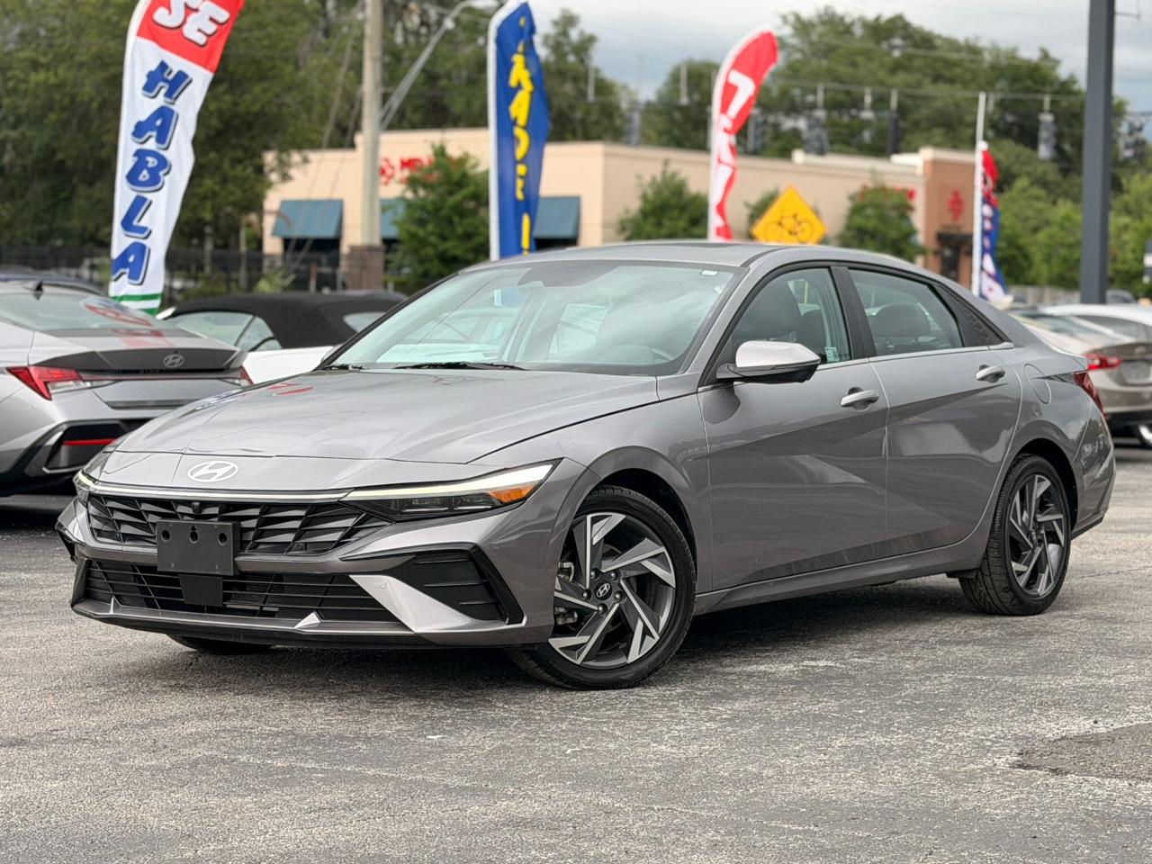 Hyundai Elantra Limited 2024