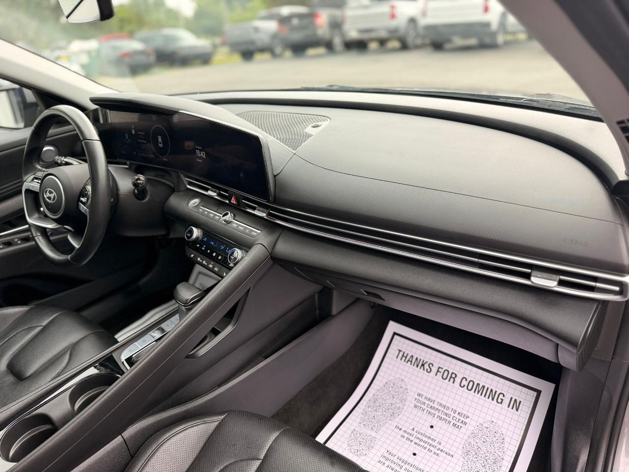 Hyundai Elantra Limited 2024
