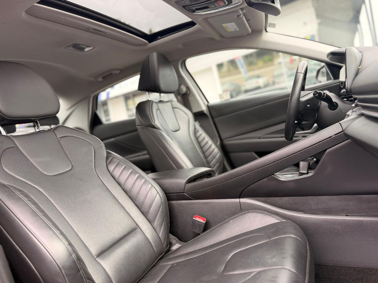 Hyundai Elantra Limited 2024