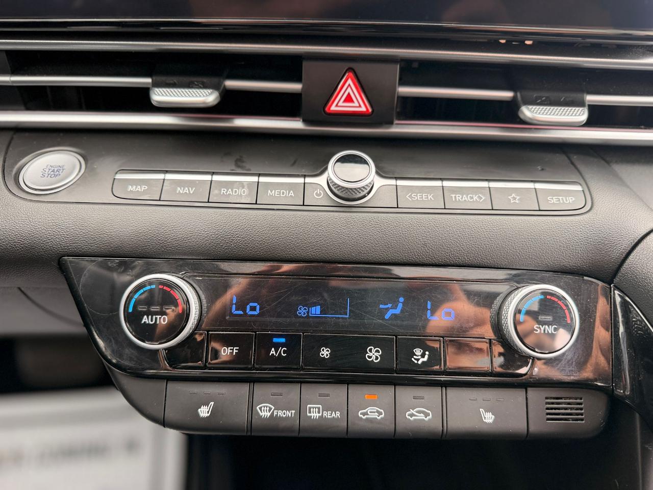 Hyundai Elantra Limited 2024