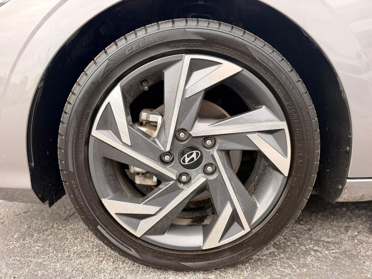 Hyundai Elantra Limited 2024