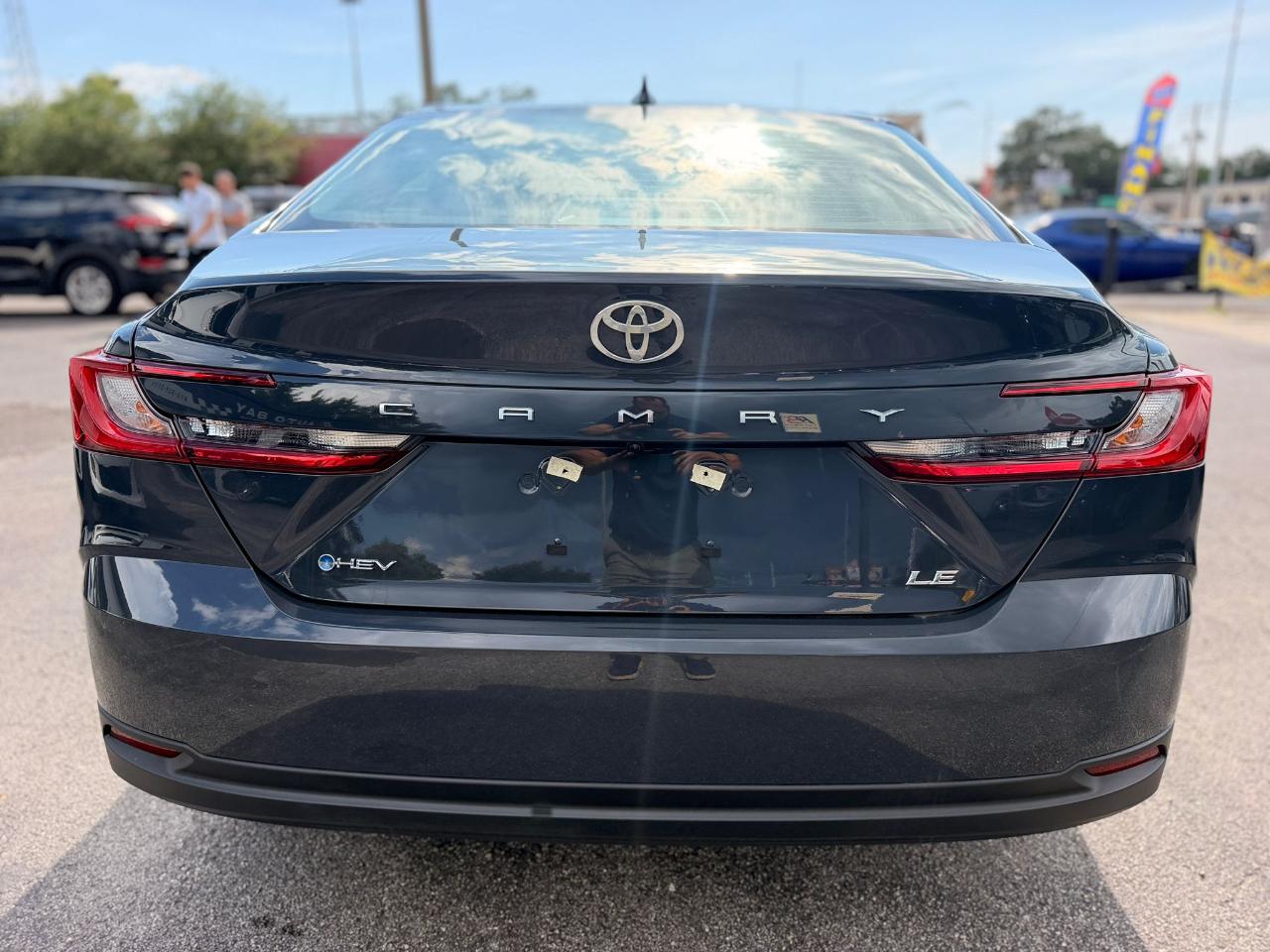Toyota Camry Hybrid LE 2026