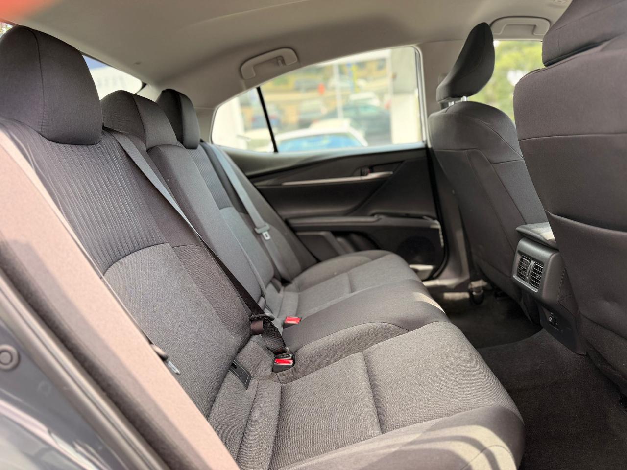 Toyota Camry Hybrid LE 2026