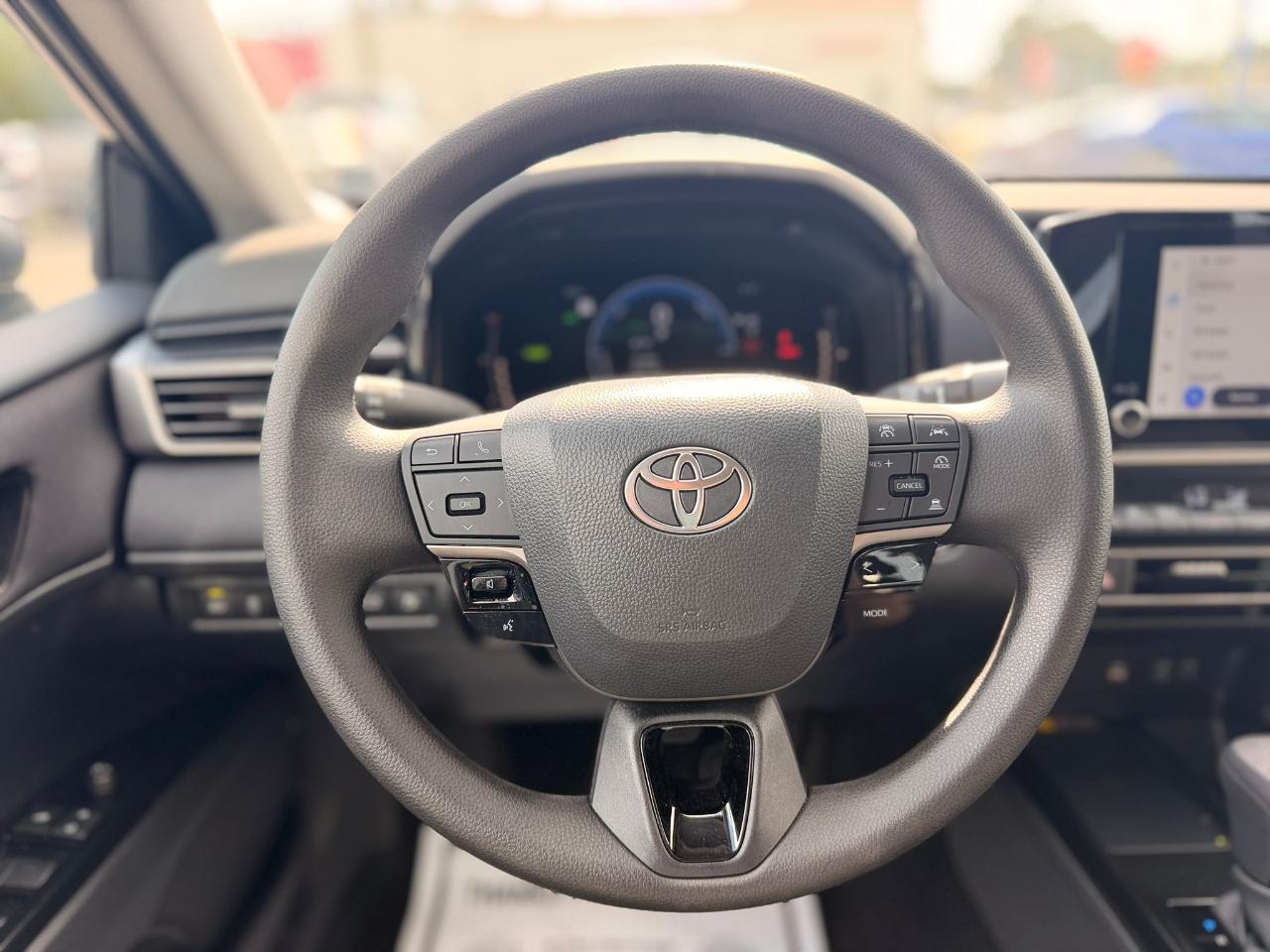 Toyota Camry Hybrid LE 2026