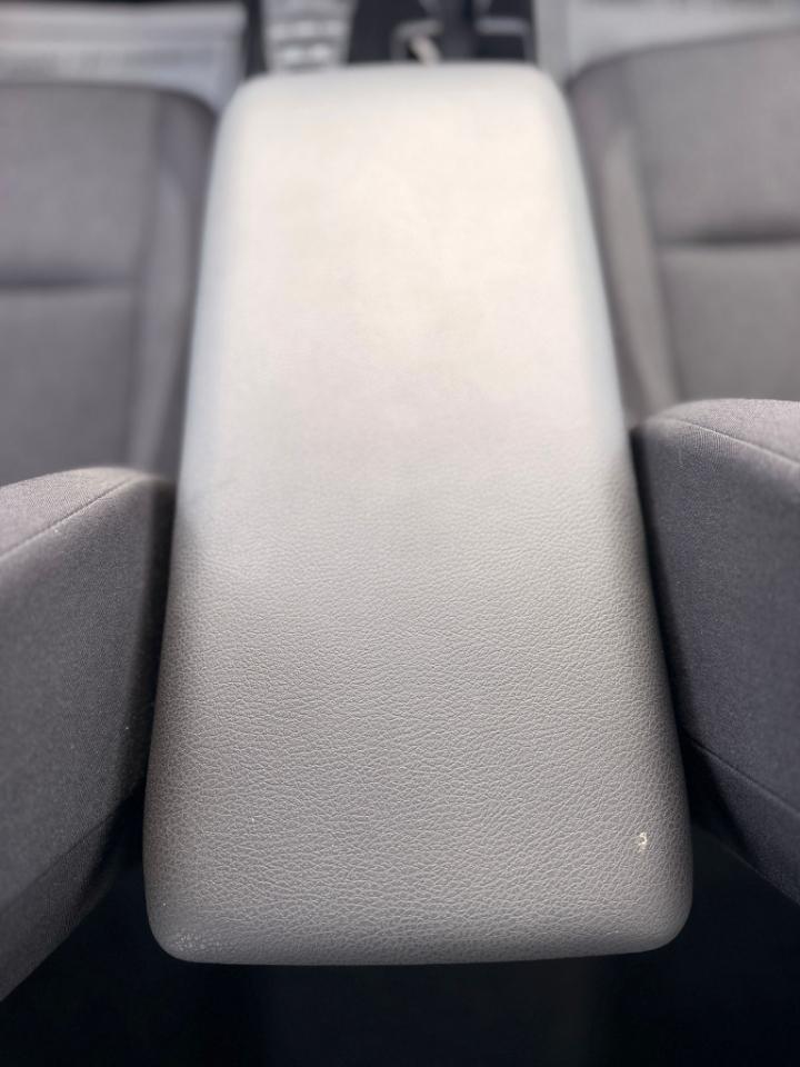 Toyota Camry Hybrid LE 2026