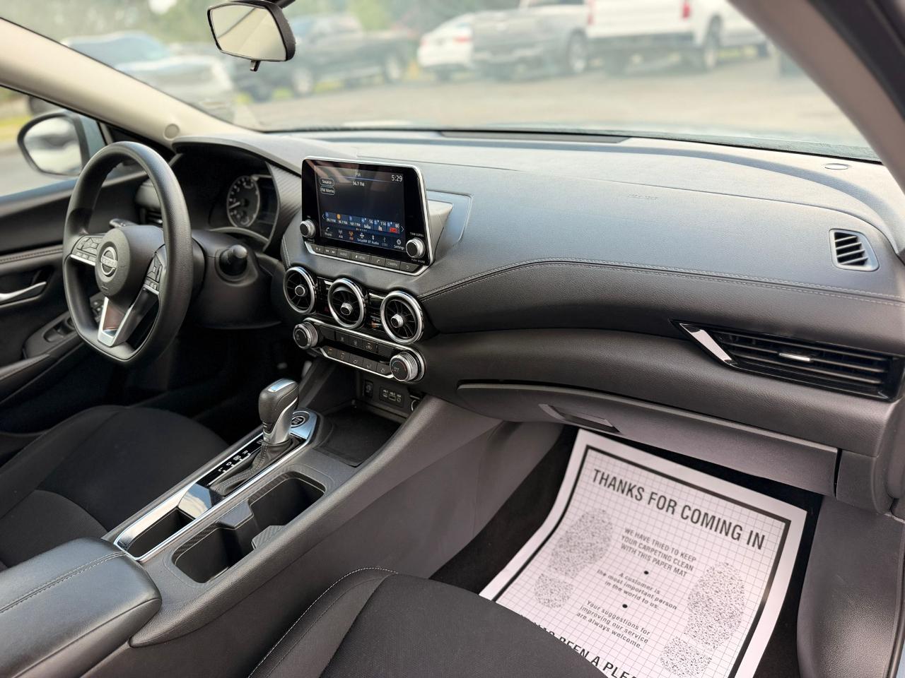 Nissan Sentra SV 2024