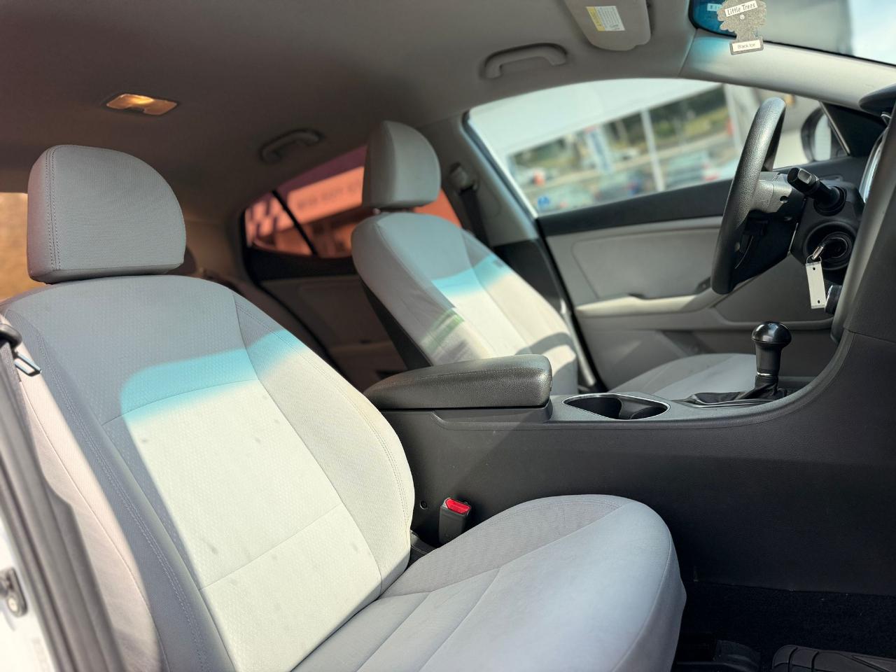 Kia Optima LX 2015