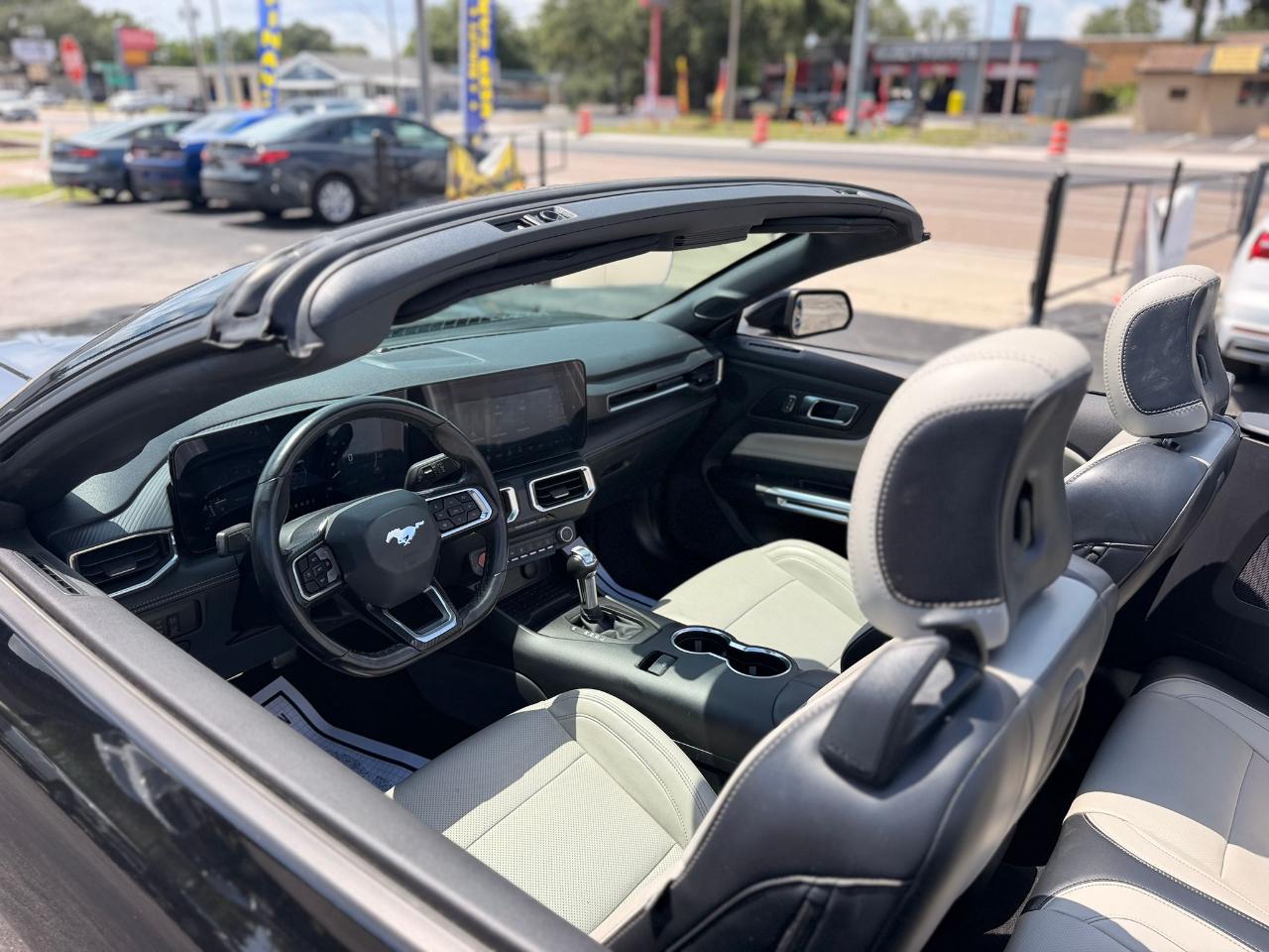 Ford Mustang EcoBoost Premium Convertible 2024