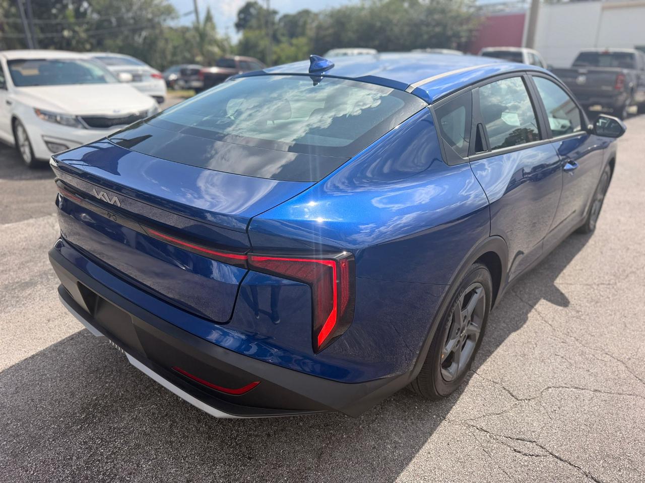 Kia K4 LX 2025