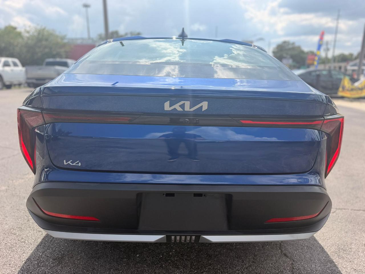 Kia K4 LX 2025