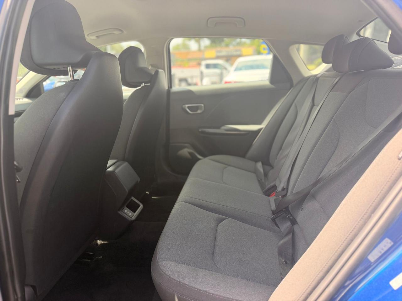 Kia K4 LX 2025
