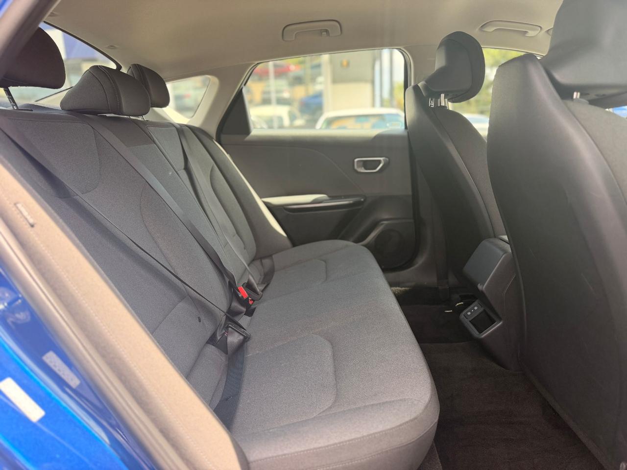 Kia K4 LX 2025
