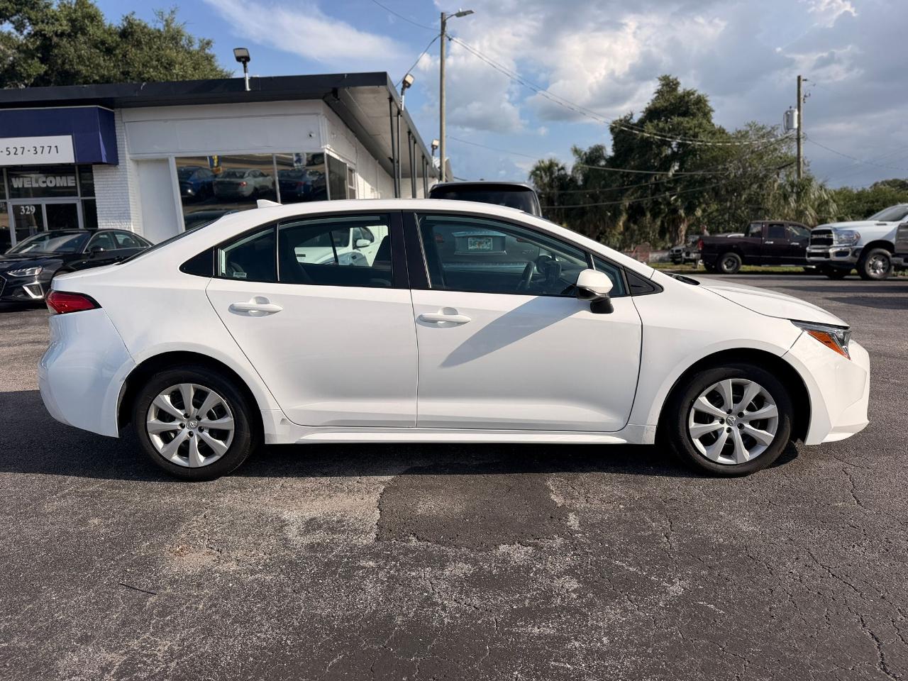 Toyota Corolla LE 2025