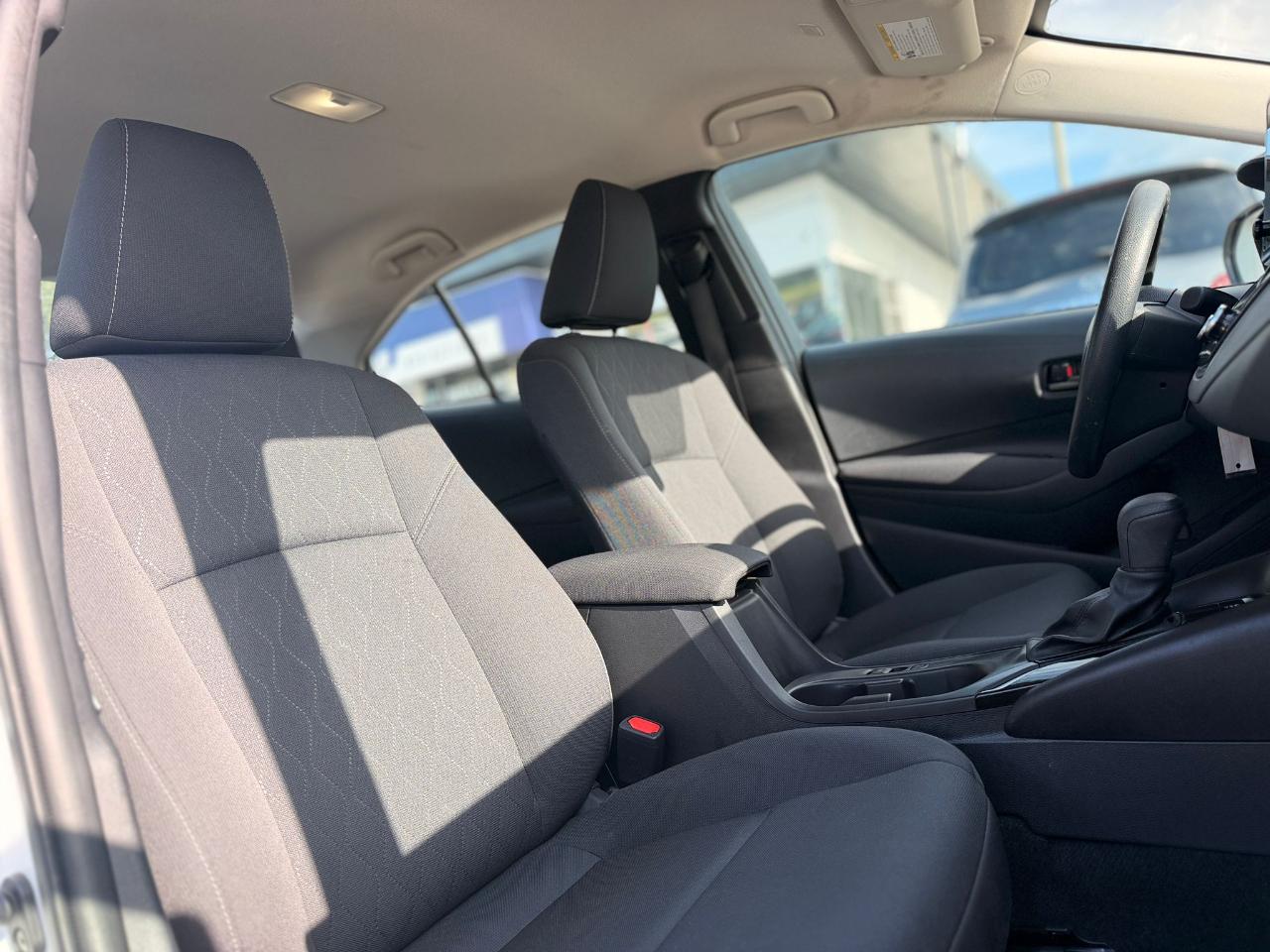 Toyota Corolla LE 2025