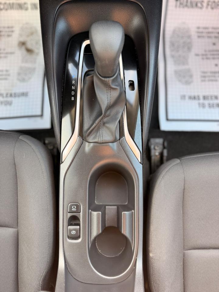 Toyota Corolla LE 2025