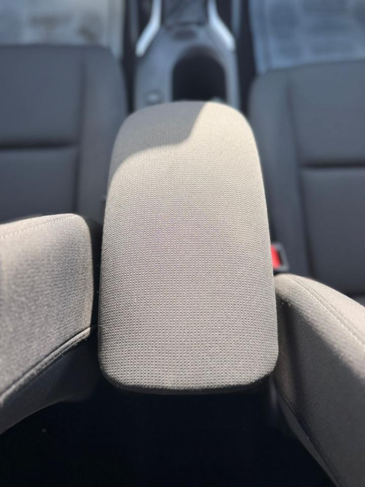 Toyota Corolla LE 2025