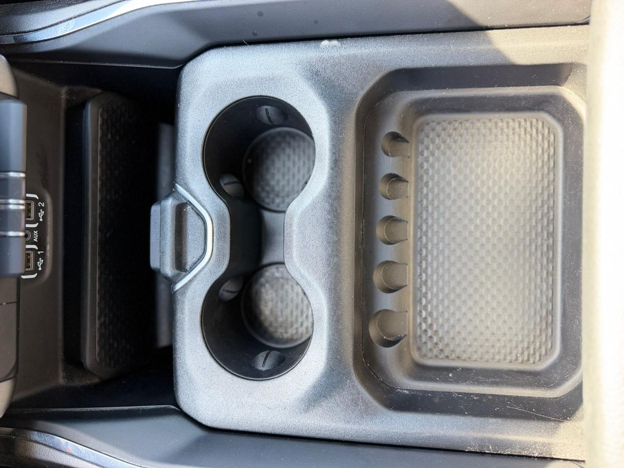 RAM 1500 Laramie Crew Cab SWB 2WD 2024