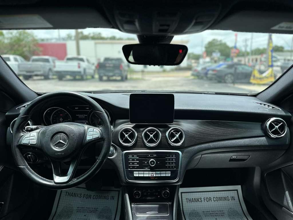 Mercedes-Benz GLA-Class GLA250 2019