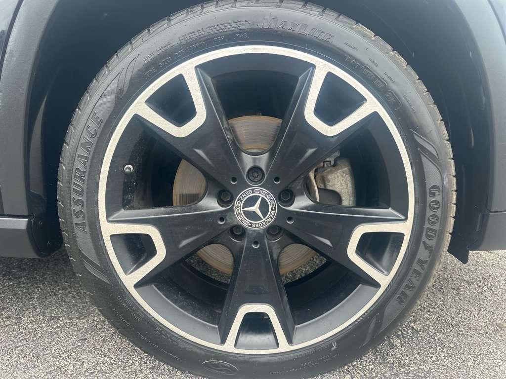 Mercedes-Benz GLA-Class GLA250 2019
