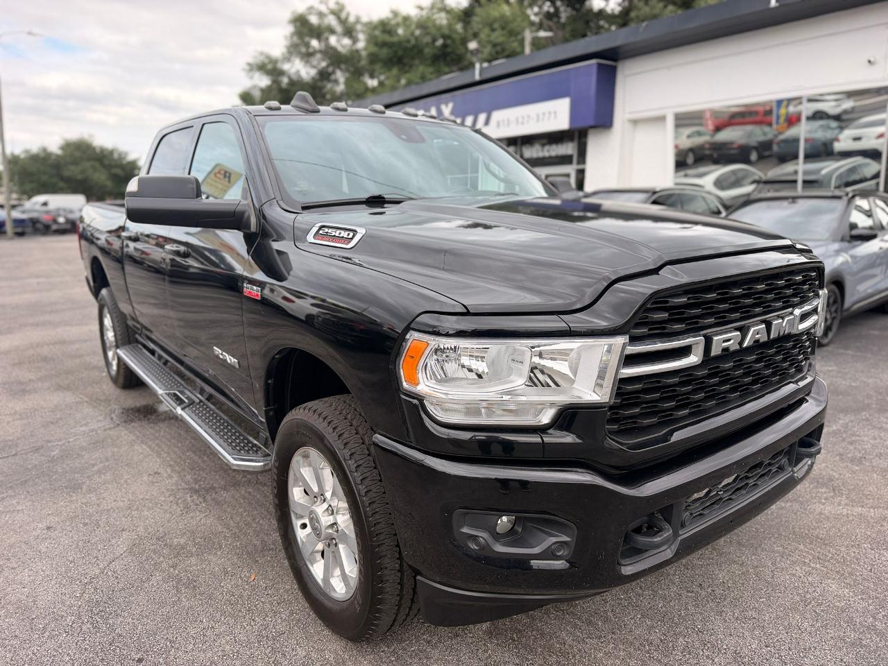 RAM 2500 Big Horn Crew Cab 4WD 2022