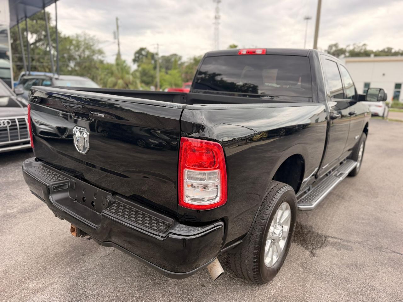 RAM 2500 Big Horn Crew Cab 4WD 2022