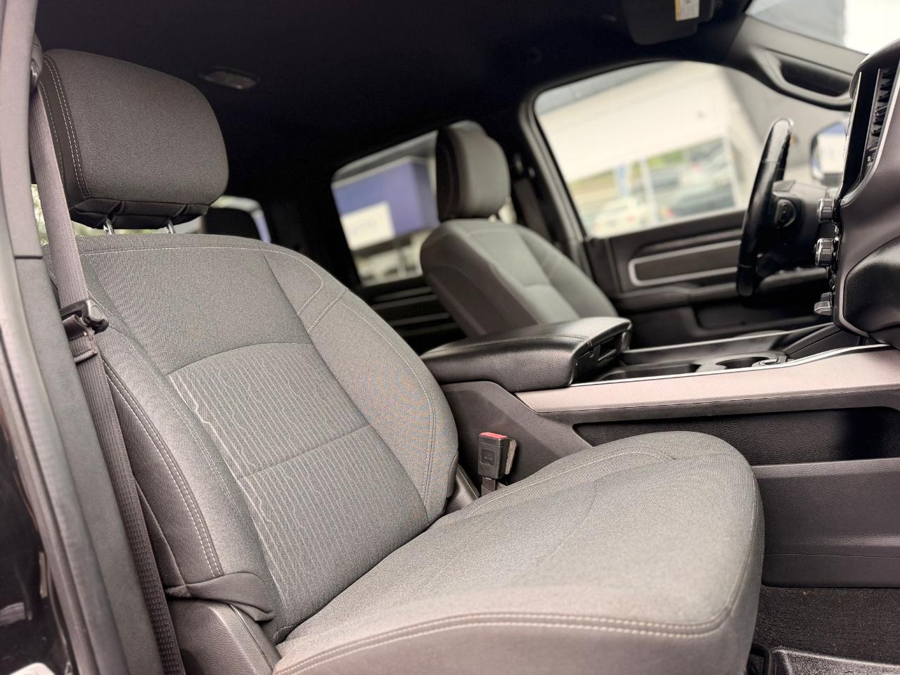 RAM 2500 Big Horn Crew Cab 4WD 2022