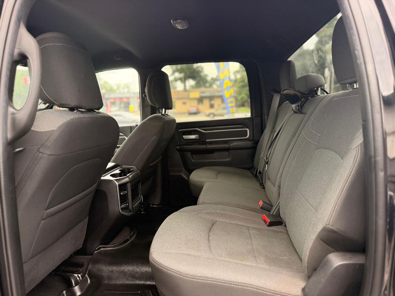 RAM 2500 Big Horn Crew Cab 4WD 2022