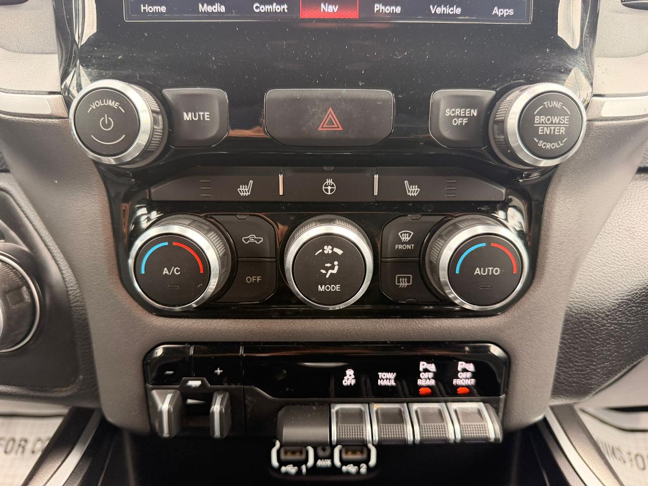RAM 2500 Big Horn Crew Cab 4WD 2022
