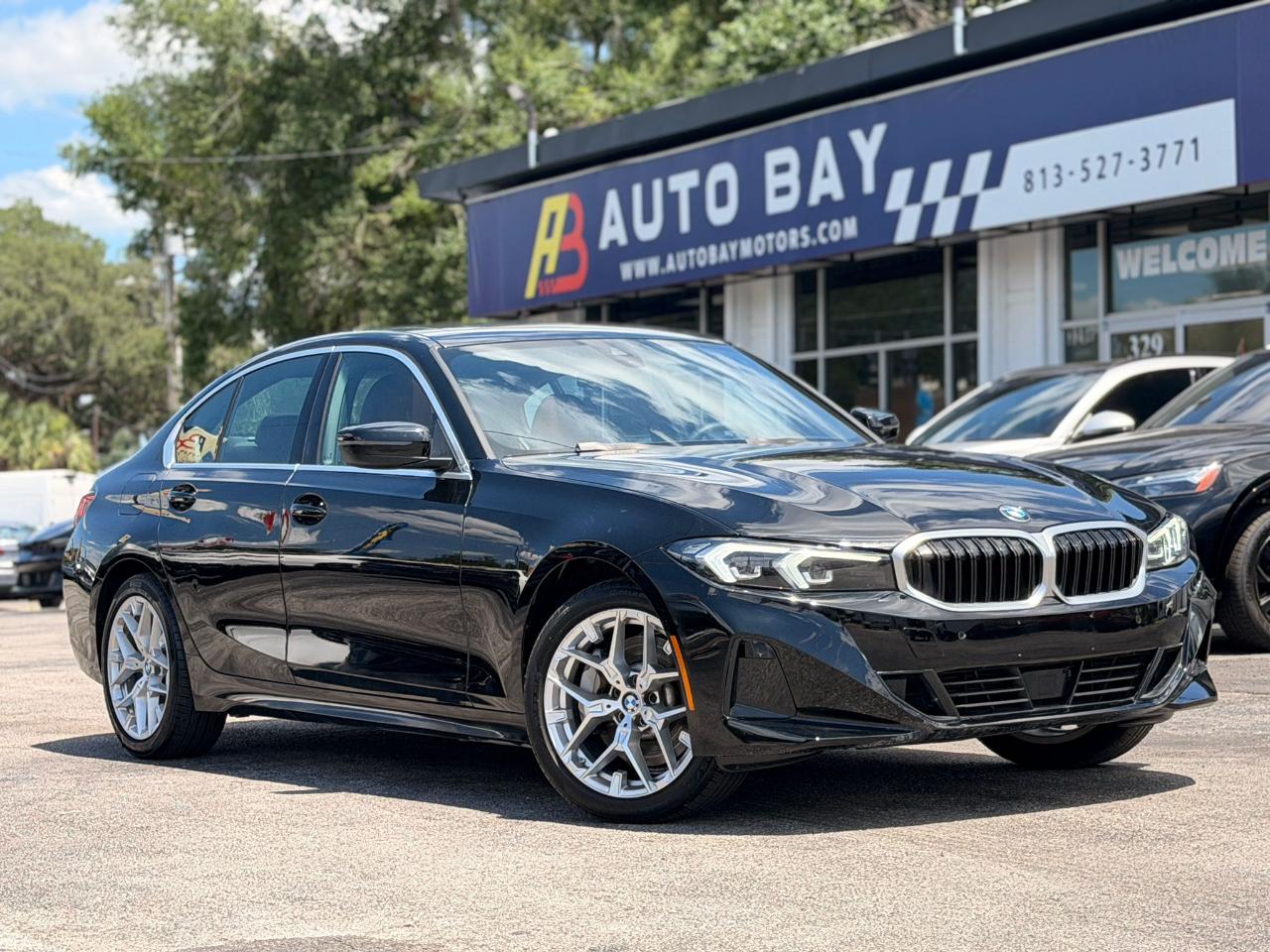 BMW 3-Series 330i xDrive 2025